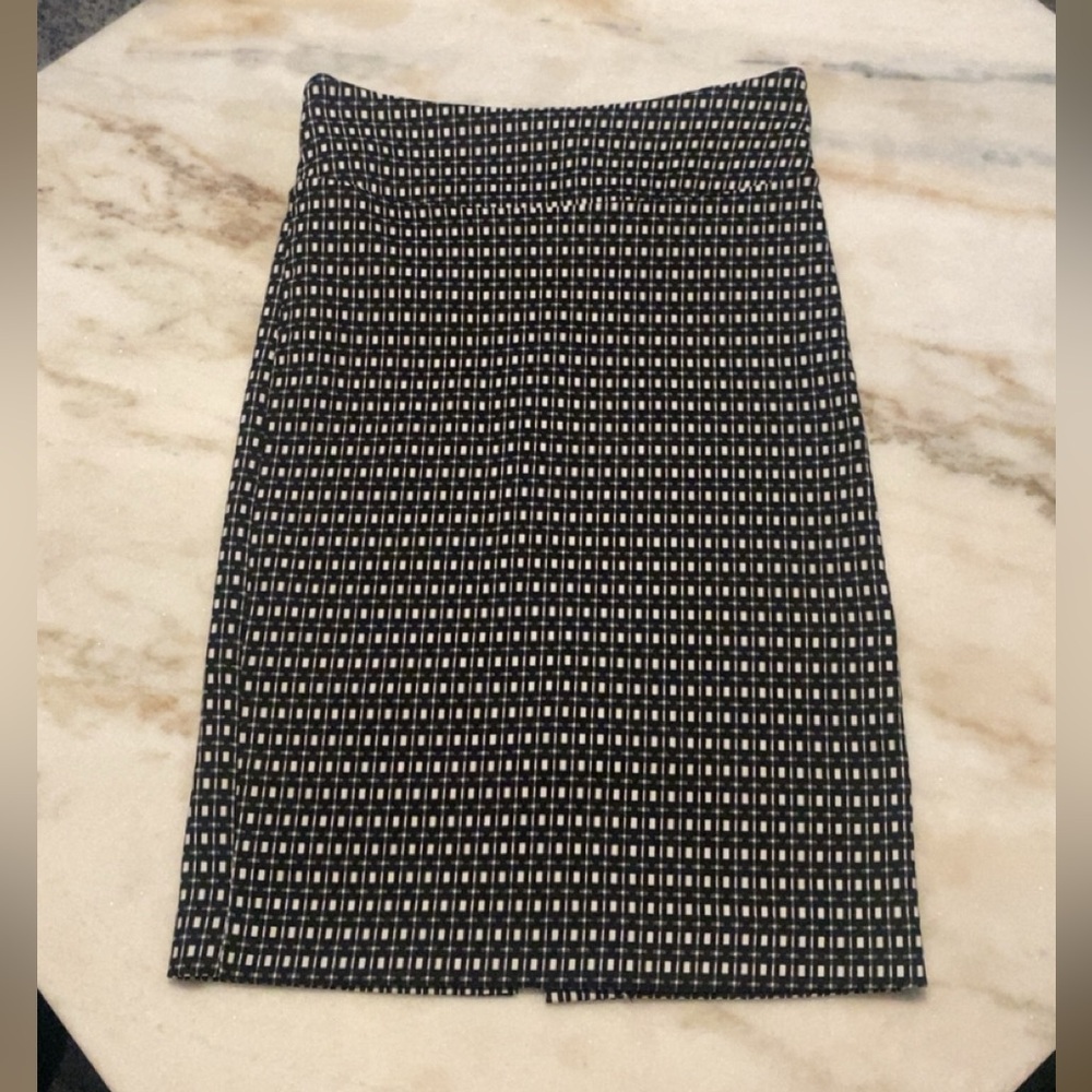 Margaret M Pencil Skirt